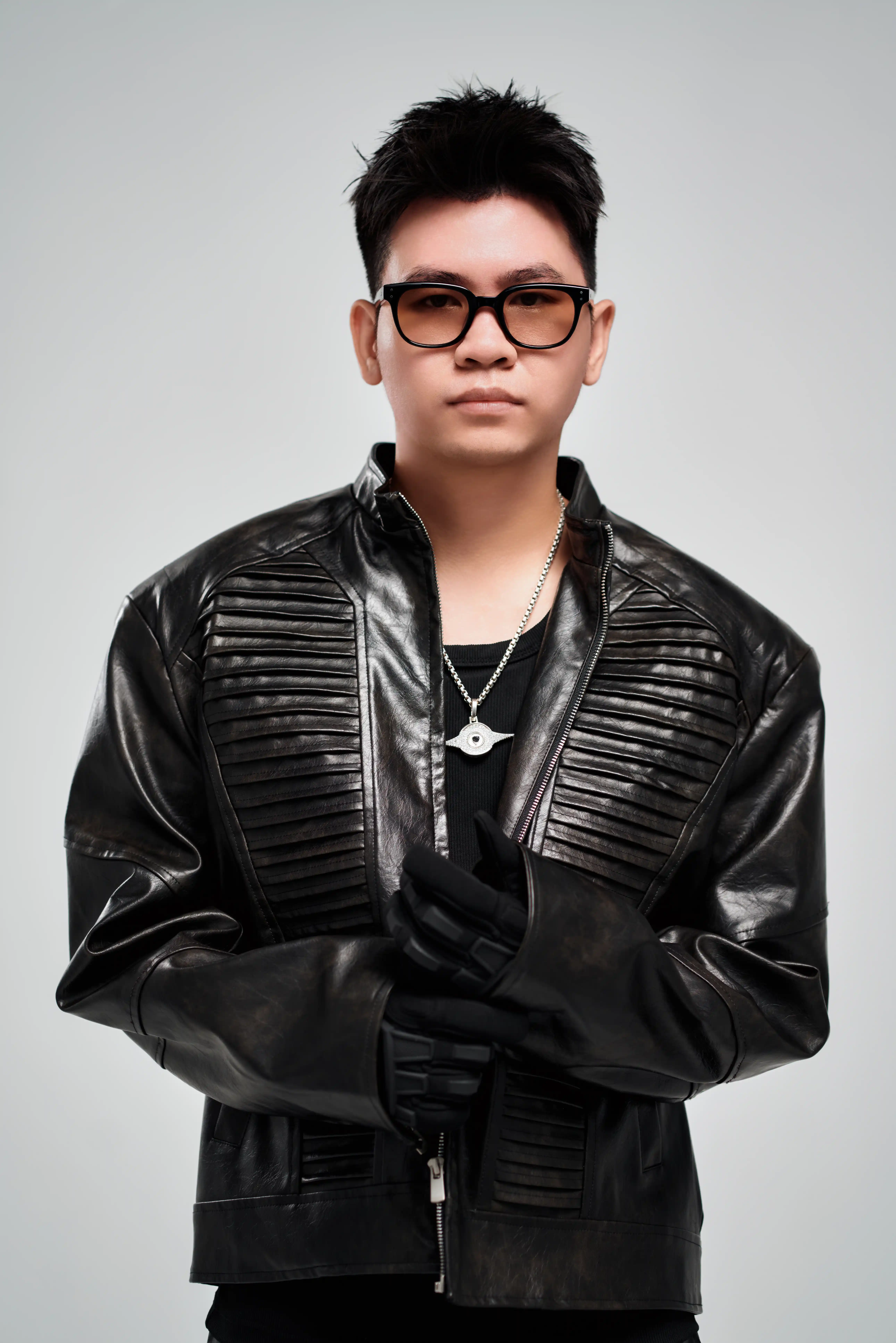 ACIGODE — DJ portrait
